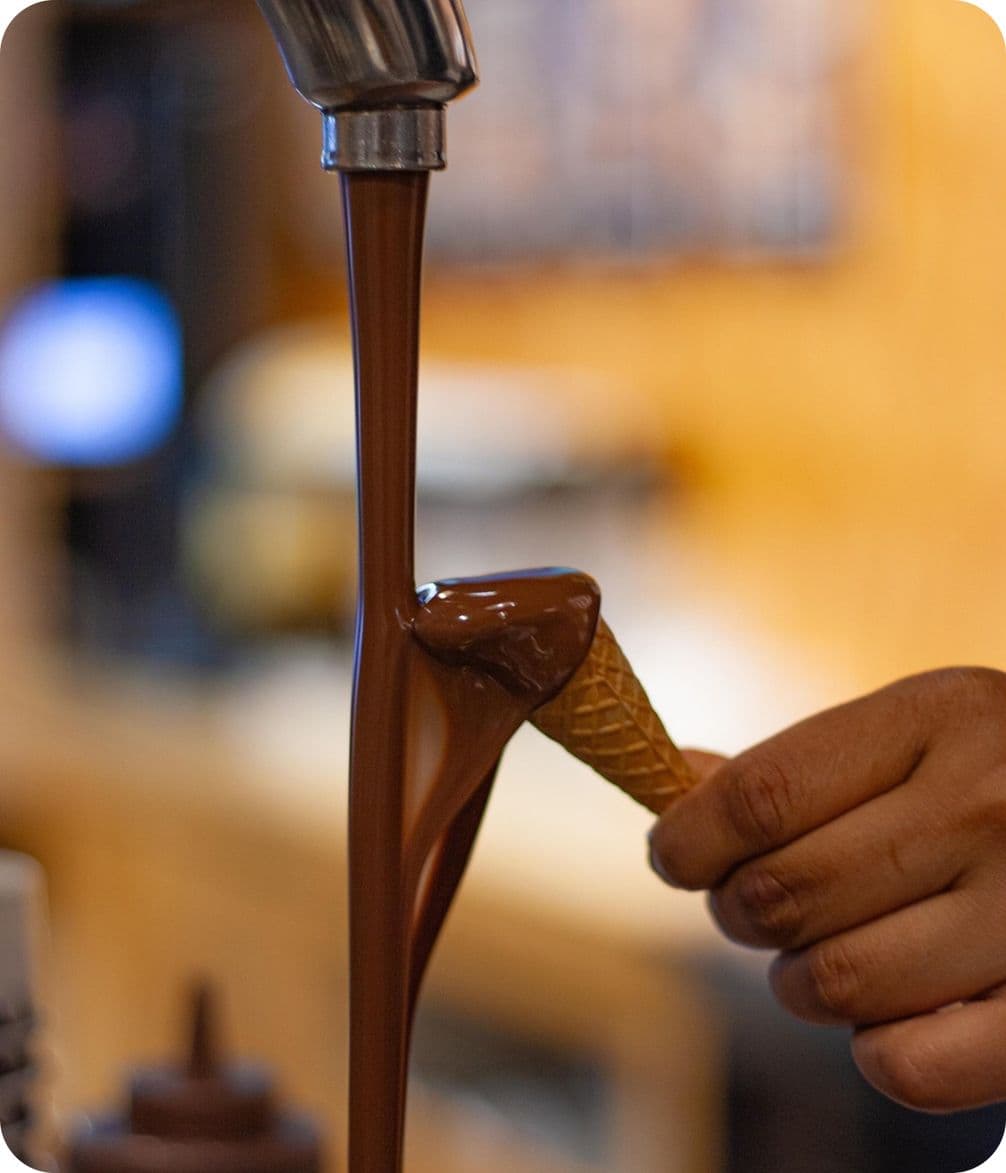 Chocolate ice cream tap at 3Bis Gelateria
