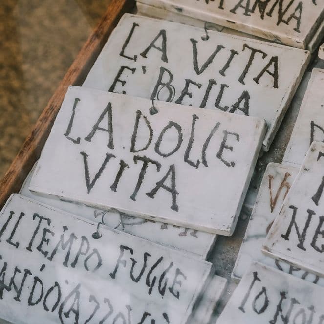 The power of everyday photographs