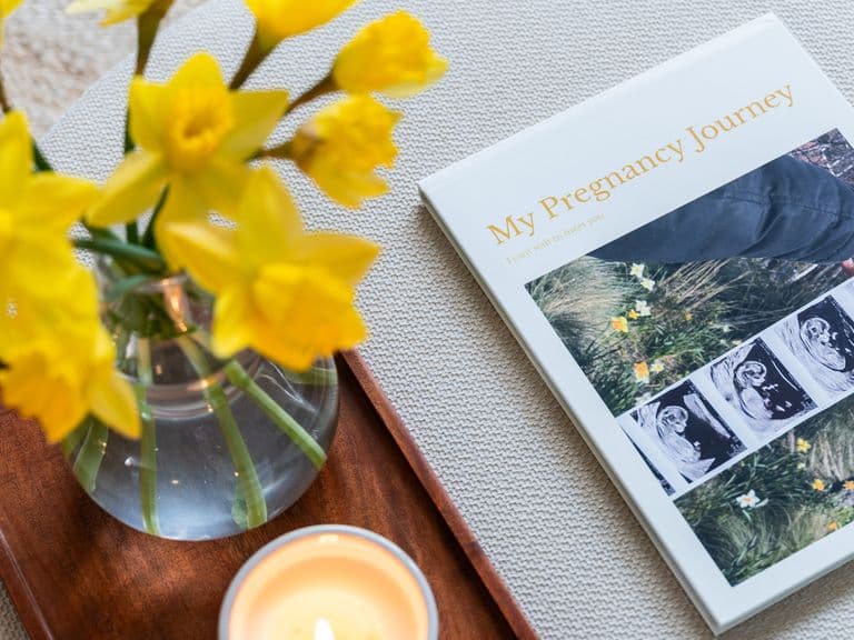 Make a Memory with me: documenting pregnancy through photos